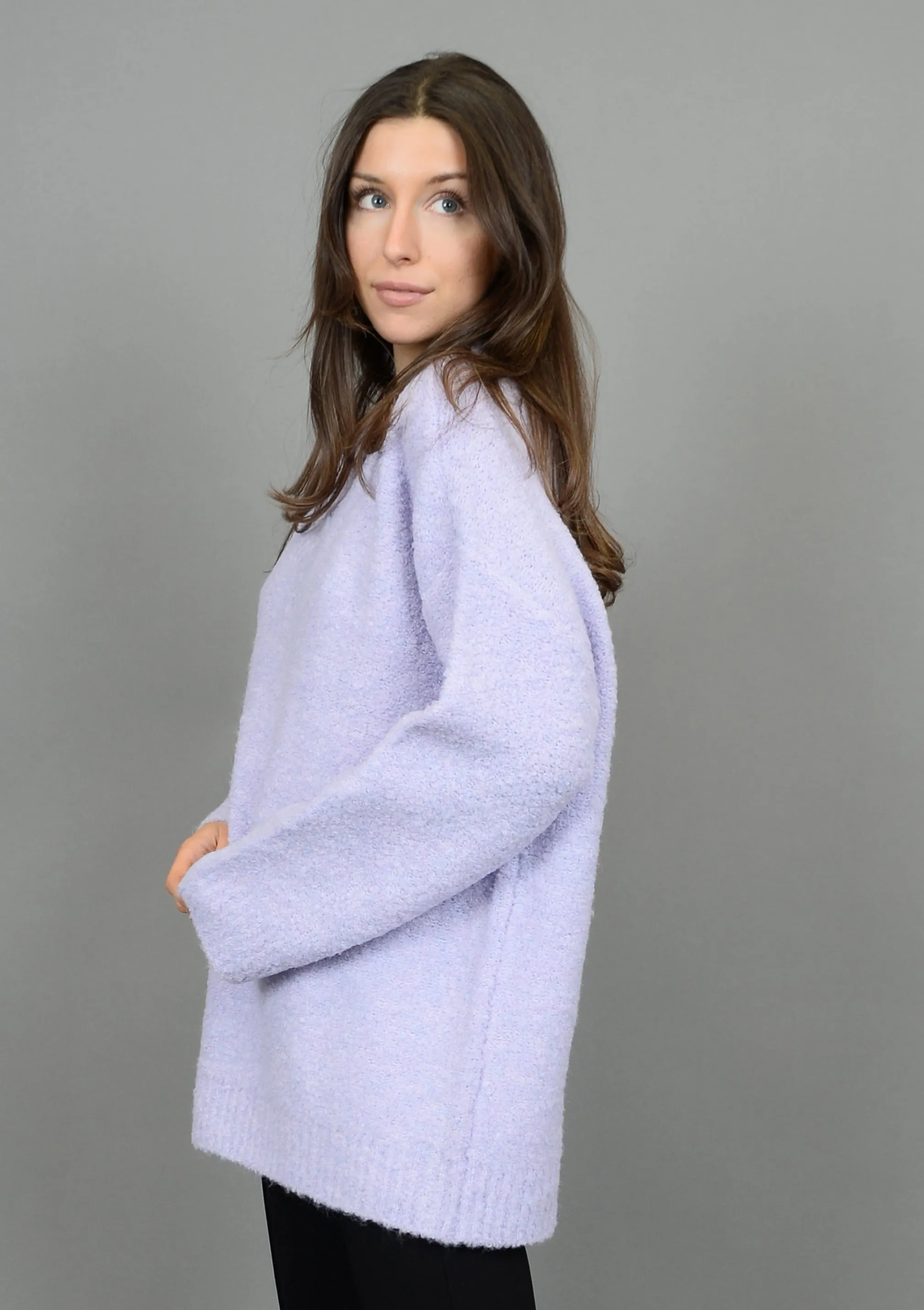 Hripsime Long Sleeve V-Neck Pull-Over | Lilac