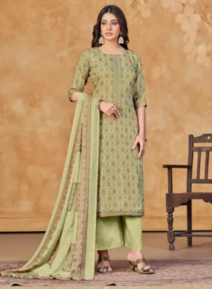 Rivaa Green Printed Pashmina Unstitched Winter Salwar Suit Dress Material